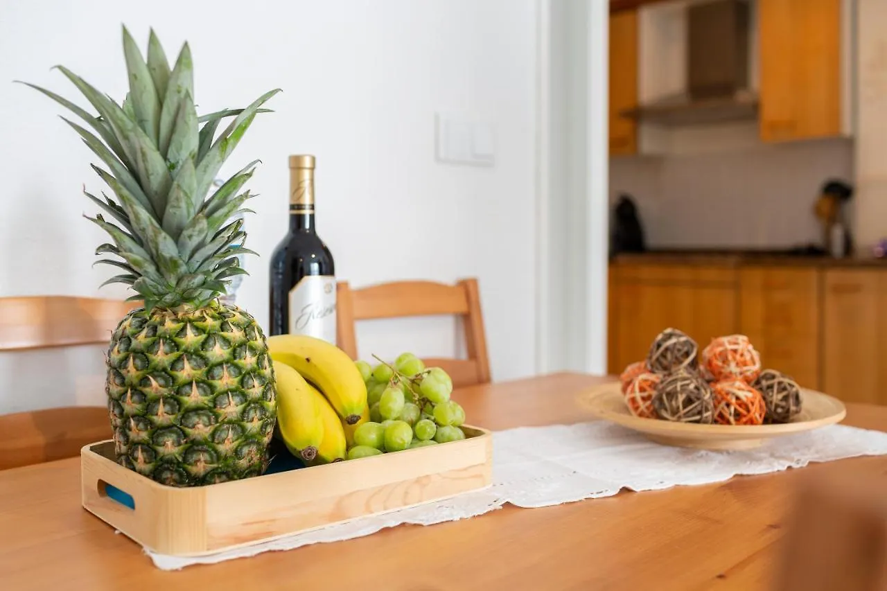 Apt 200 Meters From The Beach Id Бланес 0*,