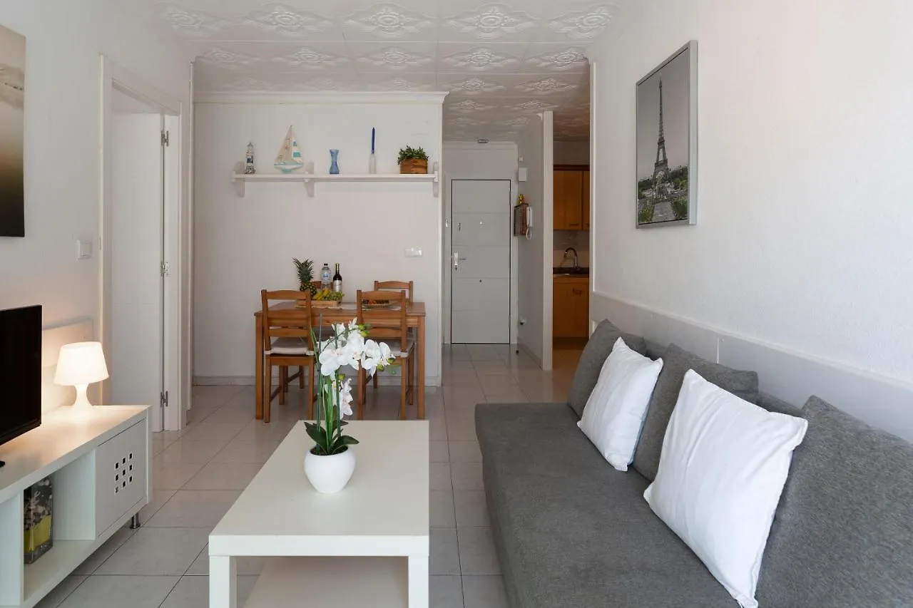 Apt 200 Meters From The Beach Id Blanes Apartment